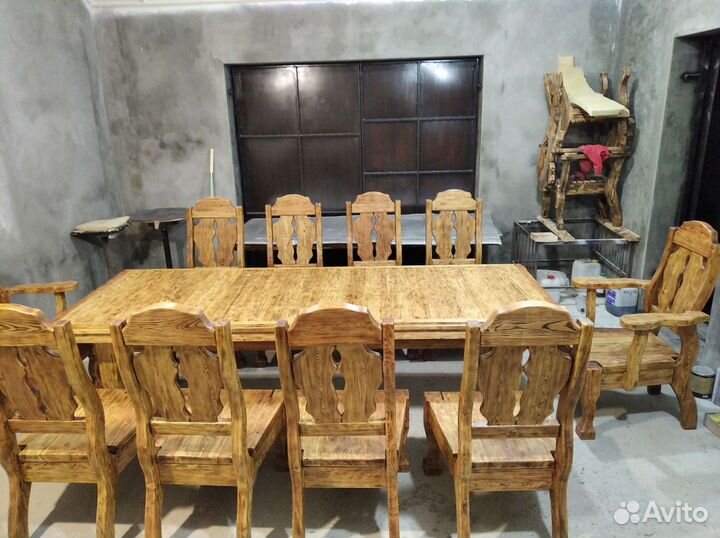 Столы, стулья