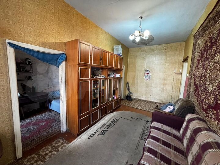 4-к. квартира, 66 м², 1/2 эт.