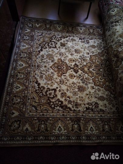 Ковер шерстяной