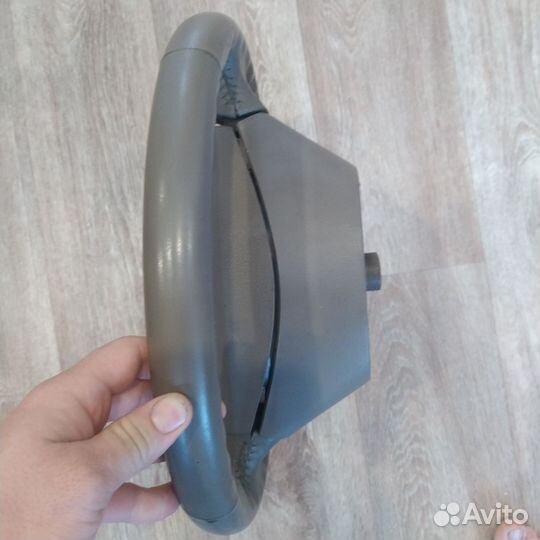 Рулевое колесо nissan