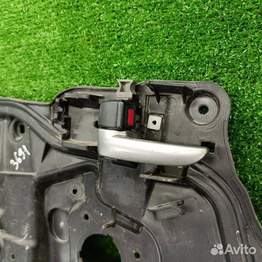 Накладка двери внутренняя задняя левая Mazda 3 BK