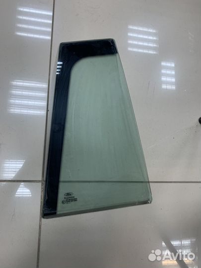 Стекло задней правой двери глухое Ford Fusion