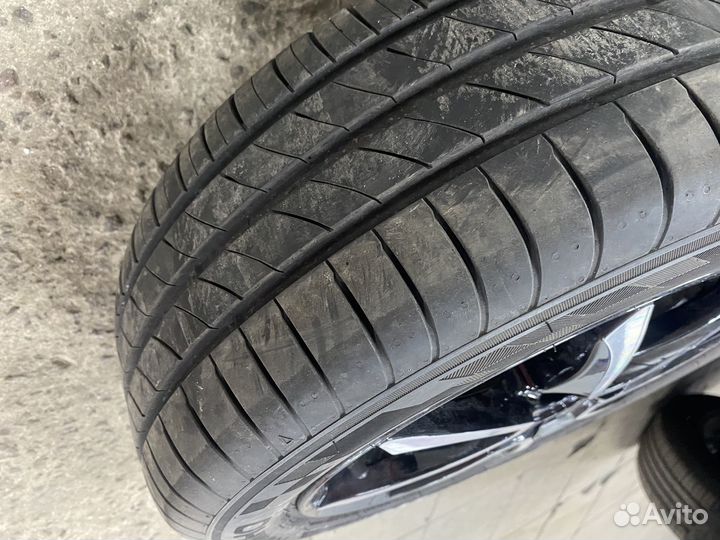 Kumho Ecsta HS52 185/55 R15