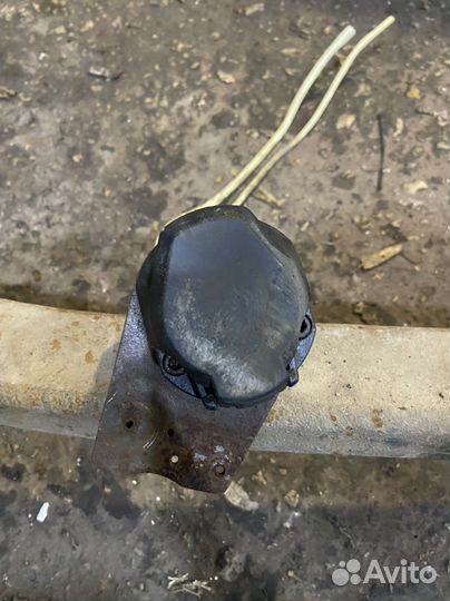 Фаркоп на toyota RAV 4