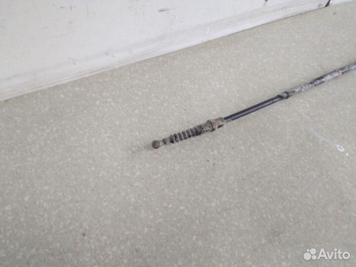 Трос стояночного тормоза Skoda Octavia (A5 1Z) 200