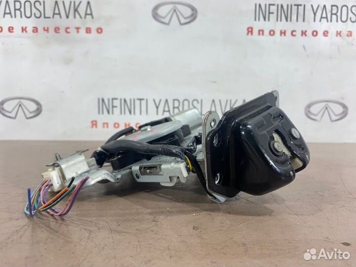 Замок крышки багажника Infiniti Qx70 Fx37 Fx35