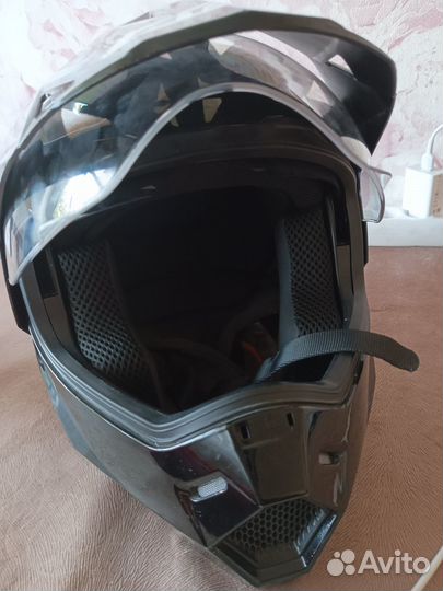 Кроссовый шлем