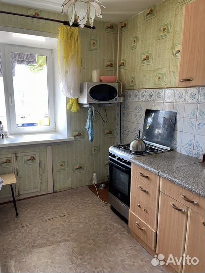 Сдам 4 комнтную квартиру от собственника