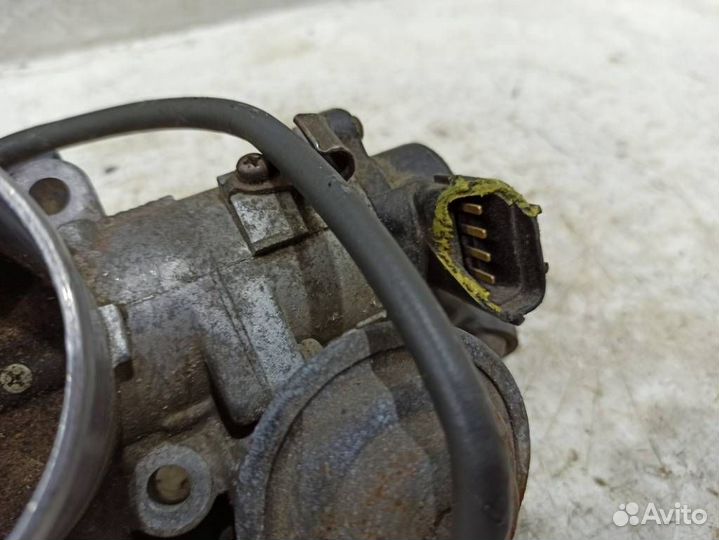 Дроссельная заслонка 2221062090