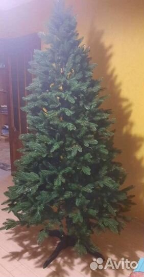 Елка искусственная литая 210 новая