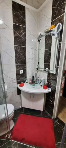 1-к. квартира, 30,3 м², 1/5 эт.