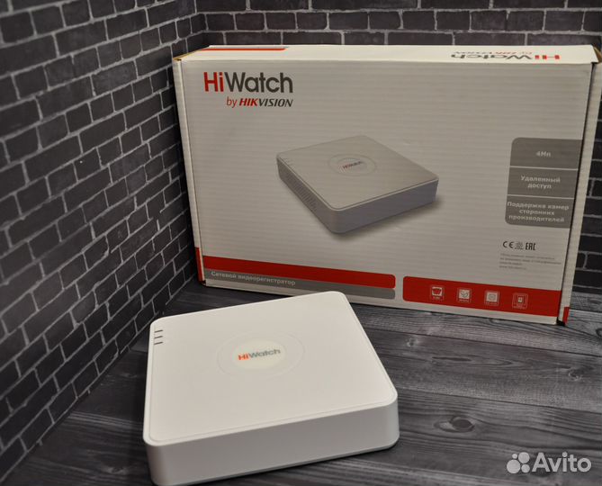 Комплект аналогового видеодомофона DS-D100K