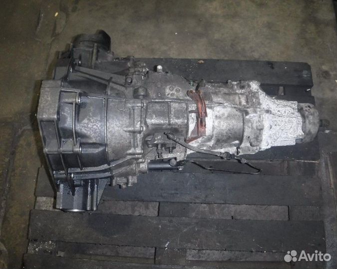 Audi Q5 механическая коробка передач 2.0 TDI 4WD