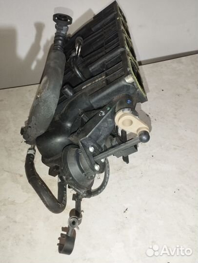 Впускной коллектор Ауди а4б8 1.8tfsi