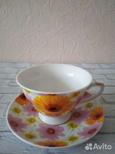 Фужеры, кружки, сахарница