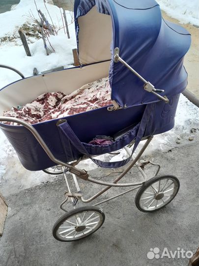 Коляска детская ретро