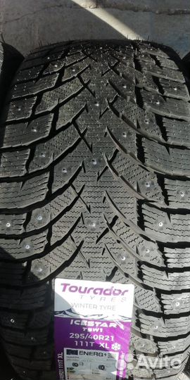 Tourador Ice Star TSW1 295/40 R21