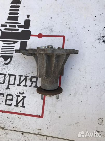 Насос водяной (помпа) Nissan Pathfinder