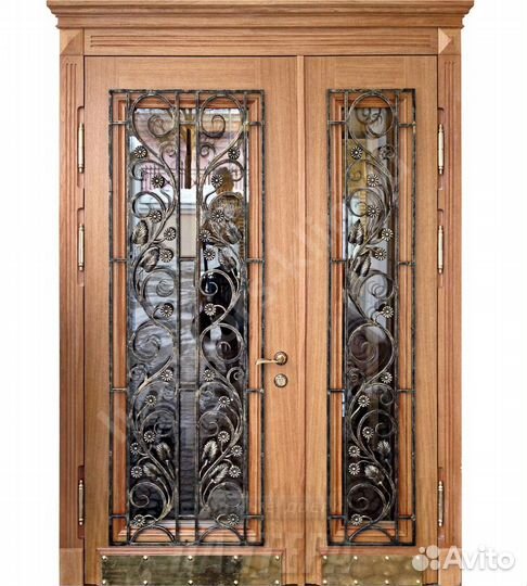 Входные металлические парадные двери