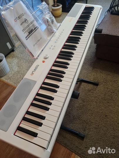 Цифровое пианино Artesia Performer 88