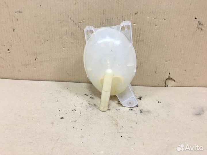 Бачок расширительный Nissan Terrano 3 D10