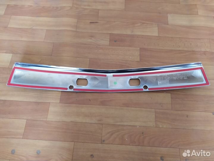 Накладка хром на защиту бампера L200