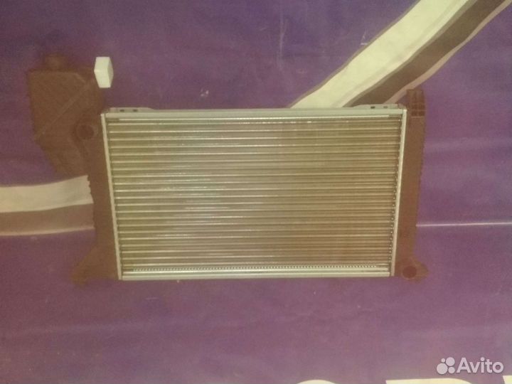 Радиатор охлаждения sprinter W 901 902 CDI