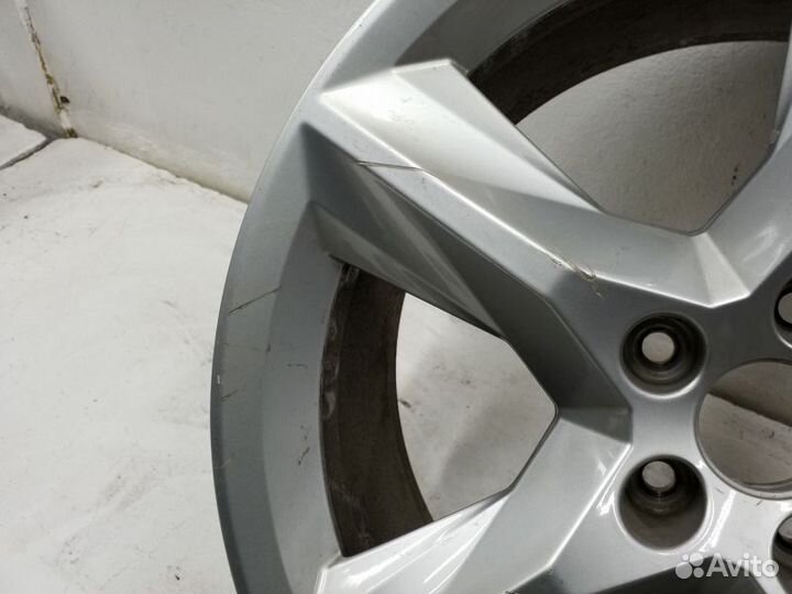 Диск колеса литой Audi Q7 2 R19