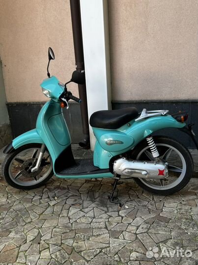 Скутер Aprilia scarabeo мопед