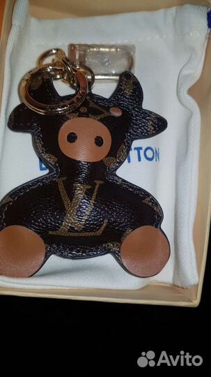 Брелок louis vuitton бычок