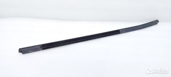 Б/У Молдинг стекла двери Состояние отличное