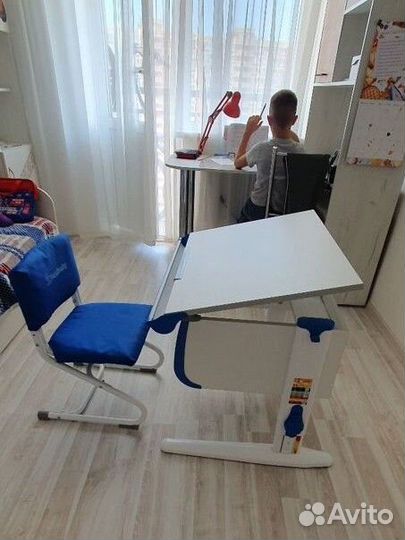 Стол и стул 