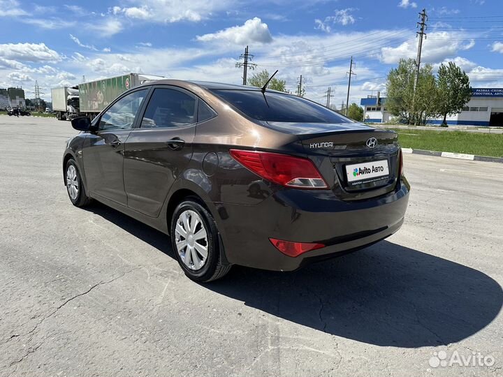 Hyundai Solaris 1.6 AT, 2015, 131 650 км