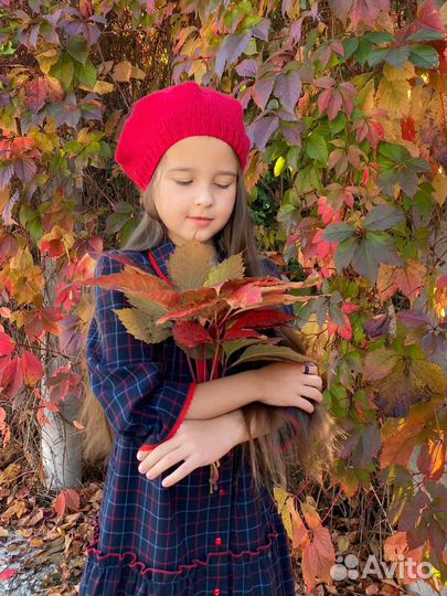 Берет ручной вязки