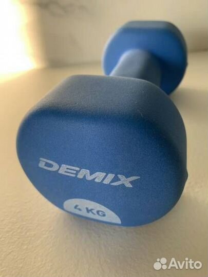 Пояс атлетический Green Hill. Гантель Demix