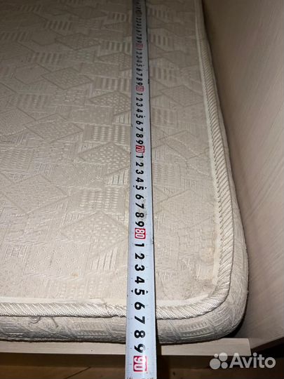 Кровати и диваны бу