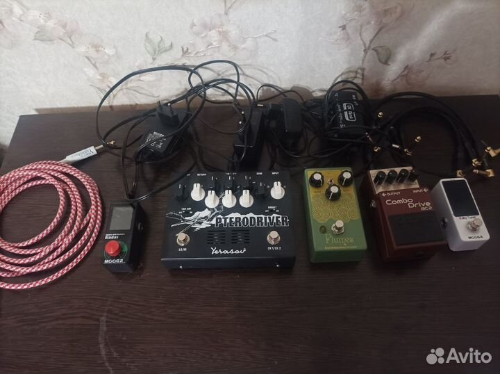 Гитарный тюнер Mooer baby tuner