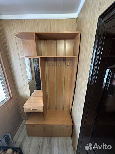 Продам прихожую