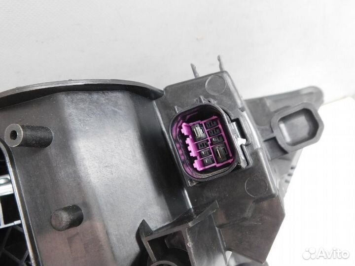 Фара левая Audi Q7/SQ7