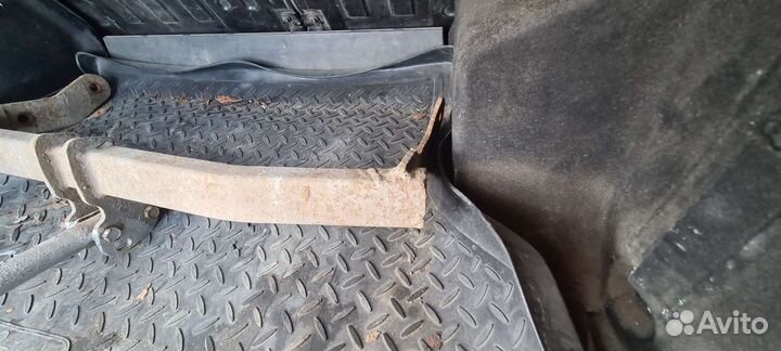 Фаркоп на hyundai Гранд starex