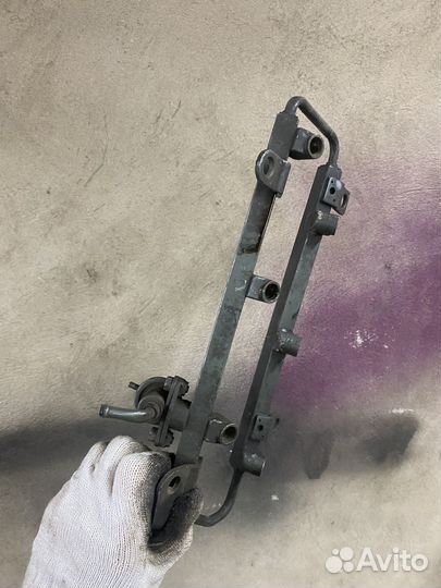 Топливная рампа mitsubishi pajero 2 6g72