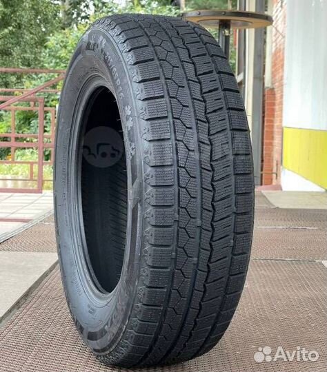 RoadX RX Frost Arctic 195/60 R16 89H