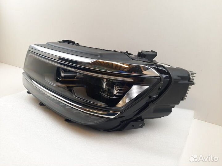 Фара левая Volkswagen Tiguan 2 2016-2020