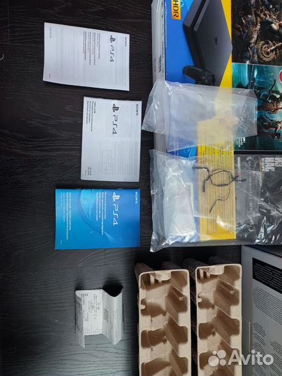 Коробка от Sony PlayStation PS4 slim 1Tb