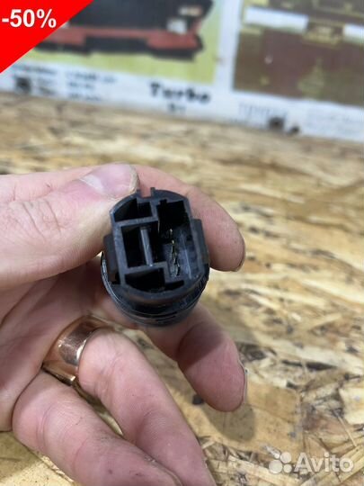 Кнопка старт стоп Рено Флюенс