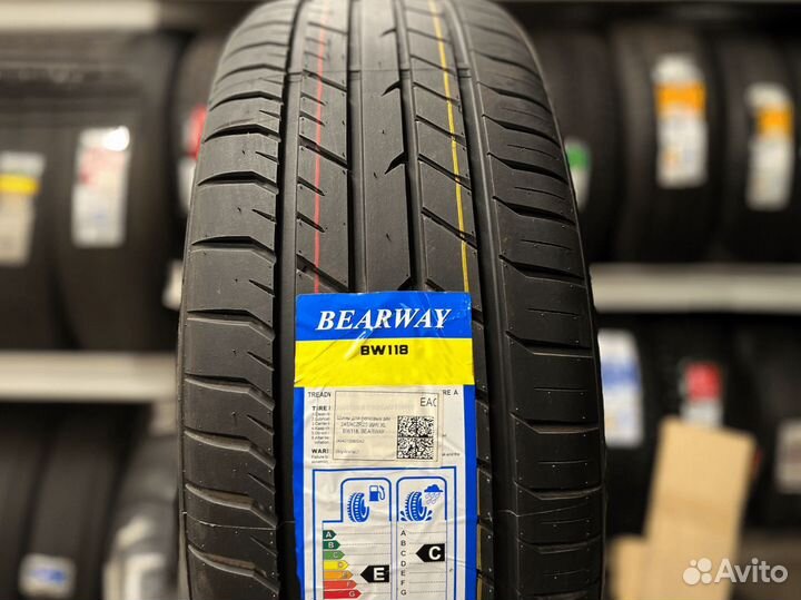 Bearway BW118 275/35 R22 и 315/30 R22 121H