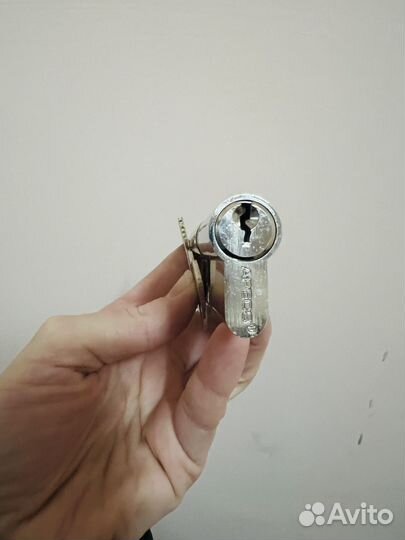 Цилиндровый механизм (личинка замка) apecs