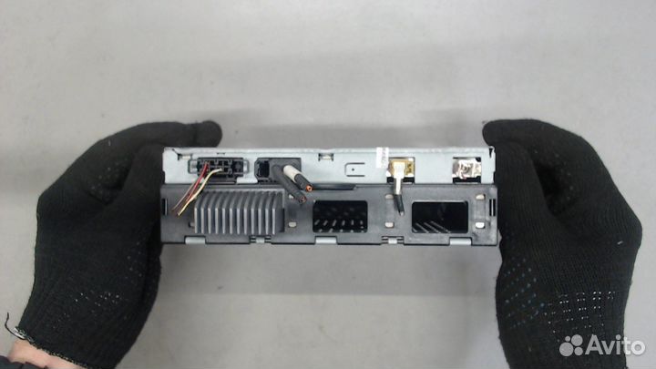 Блок управления радиоприемником Audi A8 (D3), 2008