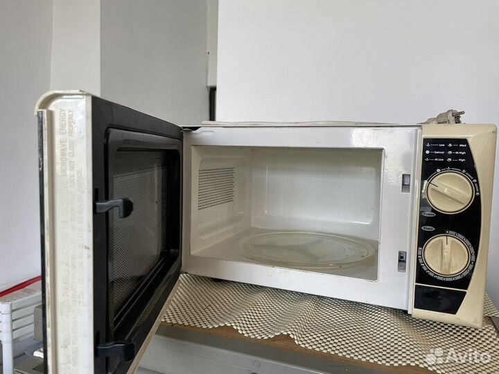 Микроволновая печь Erisson бу