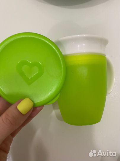 Посуда детская (поильник munchkin)